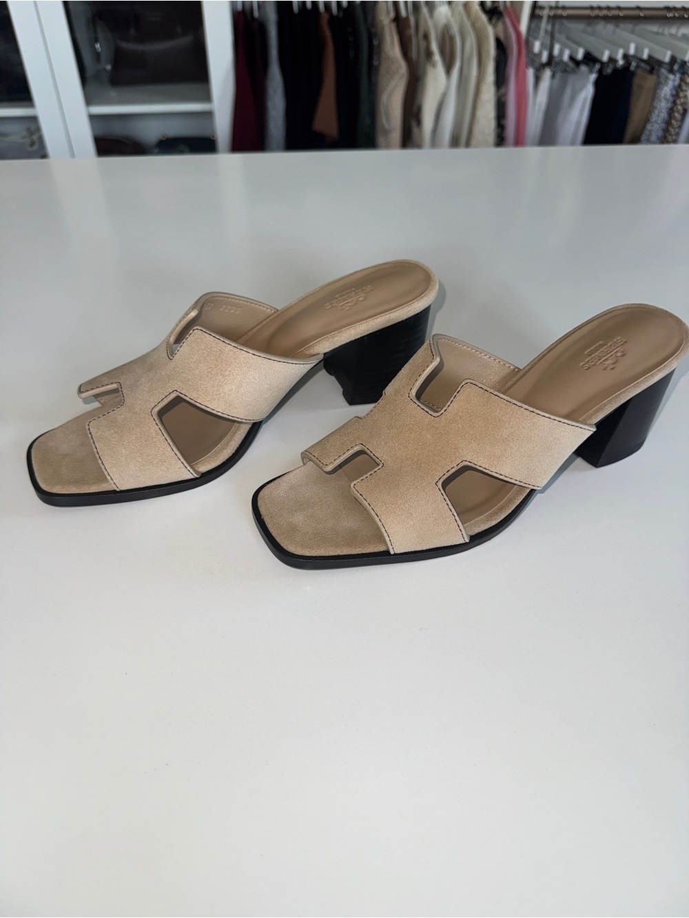 Inspired design
Beige Suede H-Cut Block Heel Mules - Picture 3 of 6
